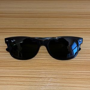 Genuine Ray-Ban New Wayfarer Sunglasses
